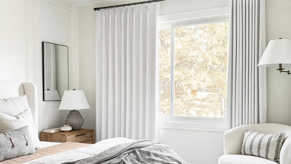 How To Pick A Good Curtain Color For Bedroom Windows?