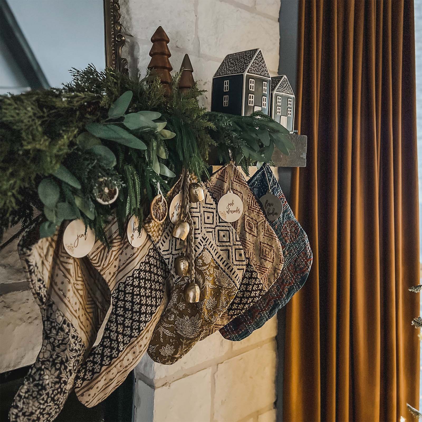 Vol_7_2048x.jpg?v=1743670707